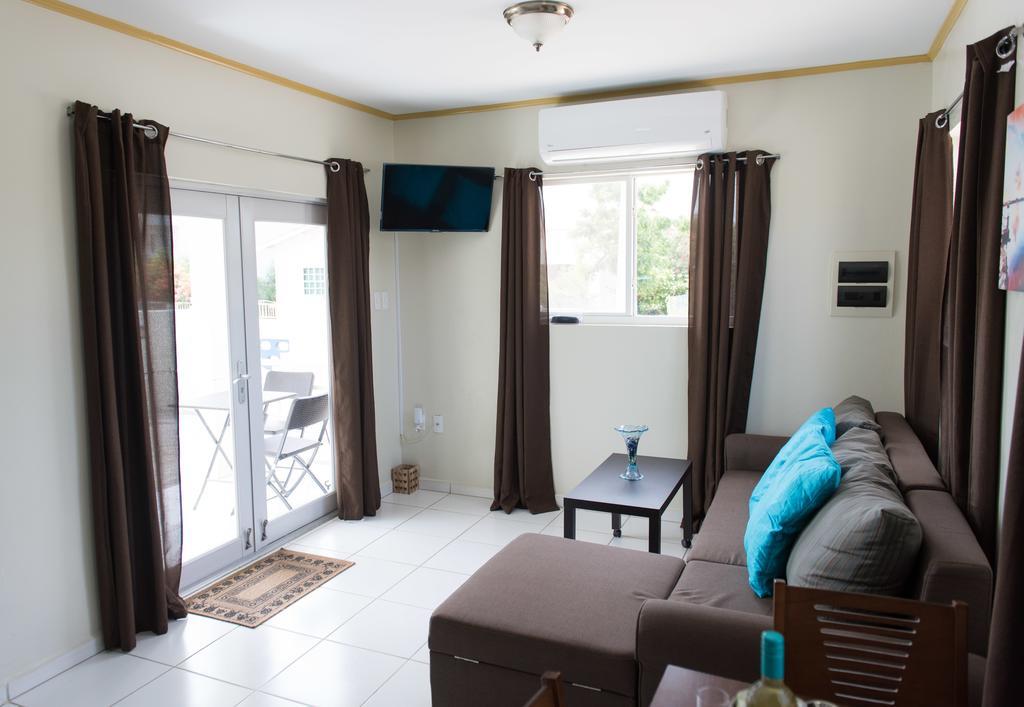 The Lush Apartment Willemstad Exterior photo