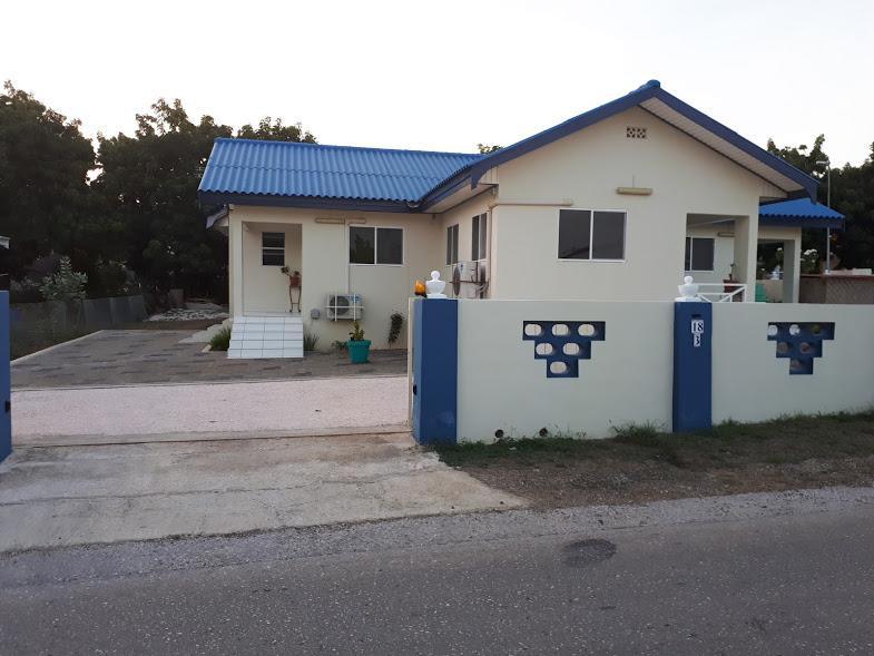 The Lush Apartment Willemstad Exterior photo